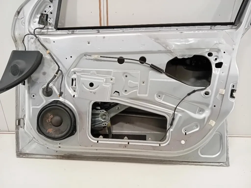 Porta ANT DX 13208422 Opel Astra H SW 2005