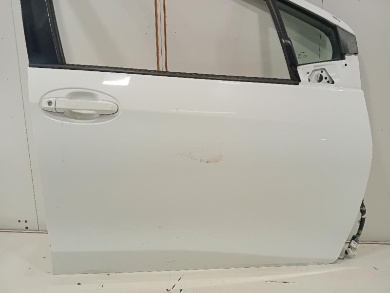 Porta ANT DX 670010D500 Toyota Yaris IV 2012
