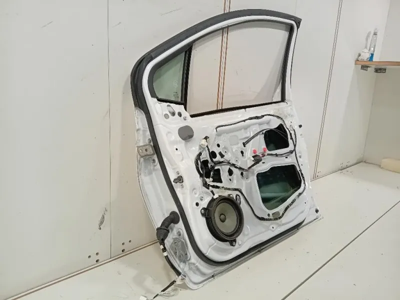 Porta ANT DX 670010D500 Toyota Yaris IV 2017