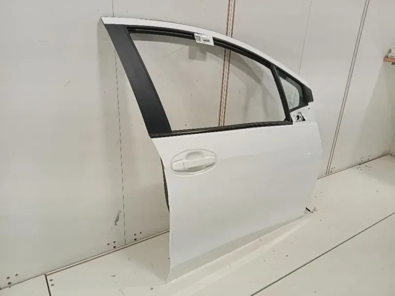 Porta ANT DX 670010D500 Toyota Yaris IV 2017