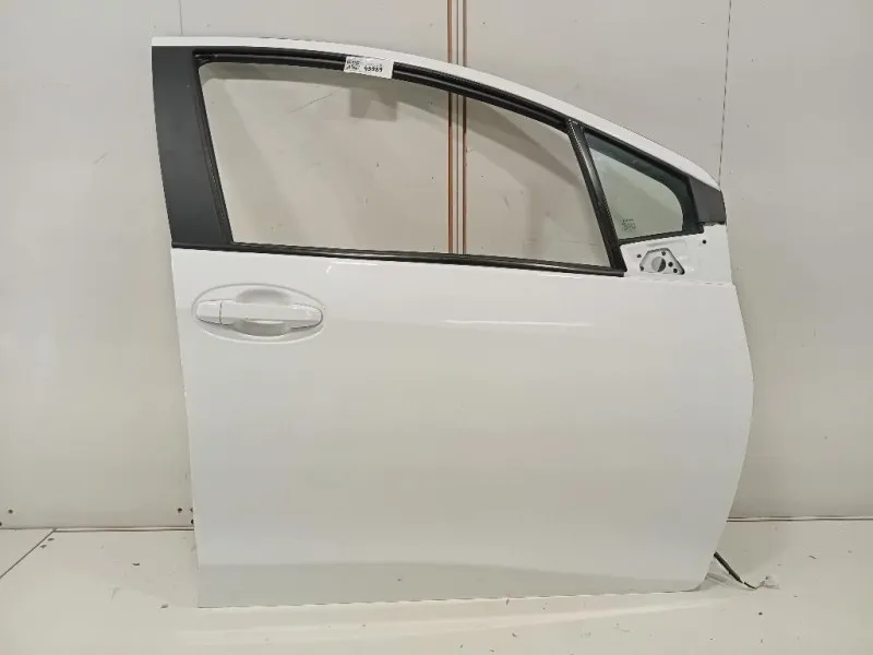 Porta ANT DX 670010D500 Toyota Yaris IV 2017