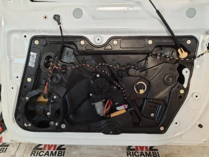 Porta ANT DX 5K4831056H Volkswagen GOLF VI 2009