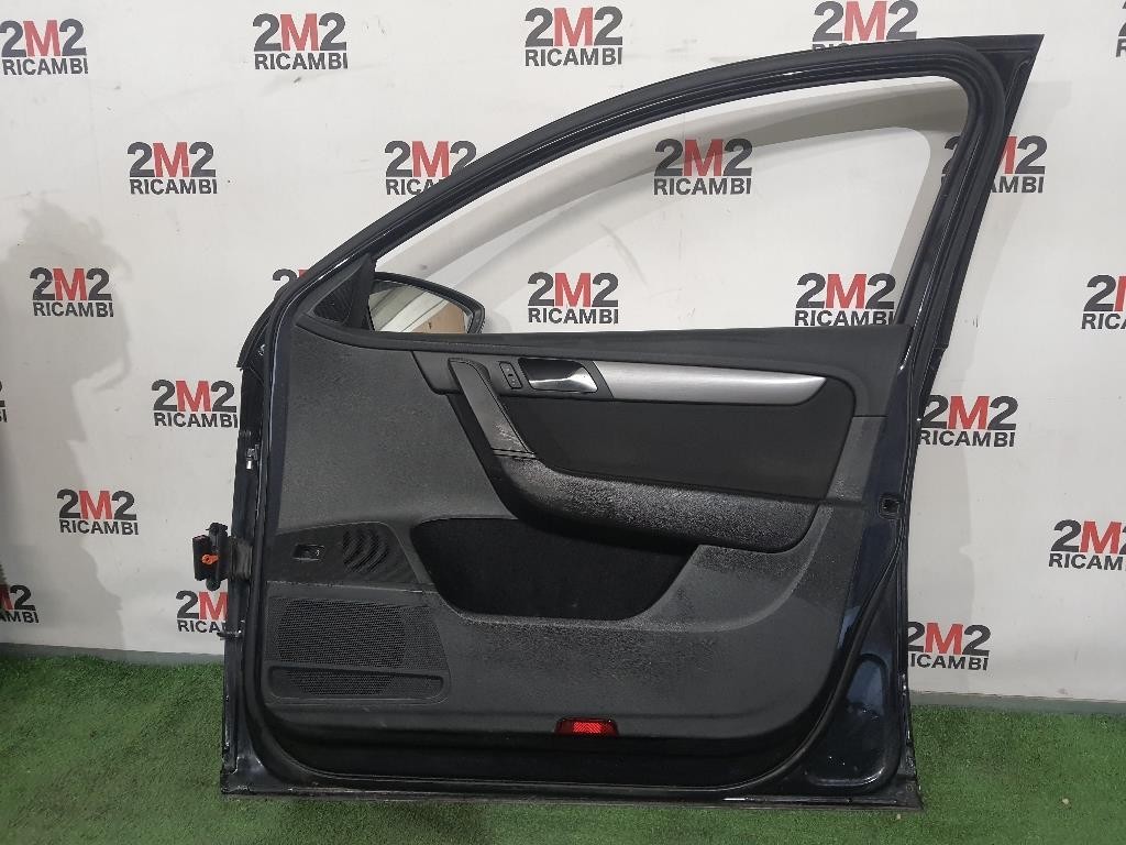Porta ANT DX NUDA 3AA831056 Volkswagen Passat VI Variant 2011