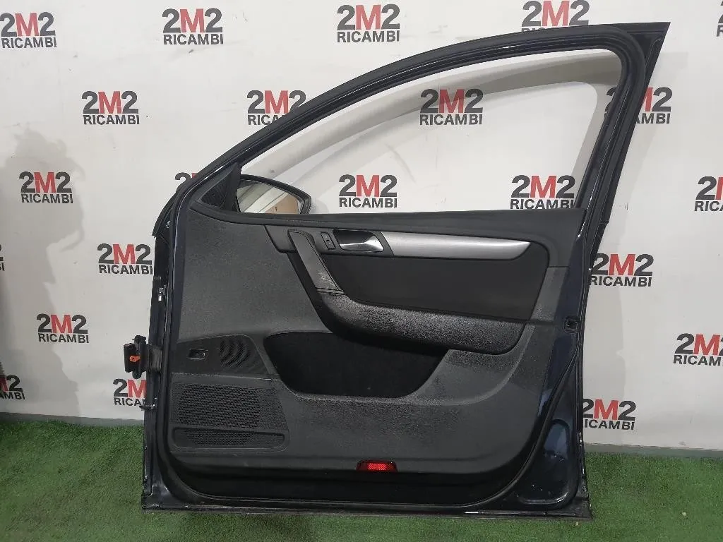 Porta ANT DX NUDA 3AA831056 Volkswagen Passat VI Variant 2011