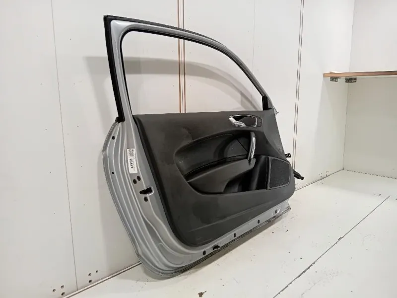 Porta ANT SX 8X3831051A Audi A1 8X1 2010