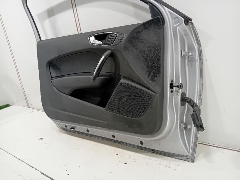 Porta ANT SX 8X3831051A Audi A1 8X1 2010