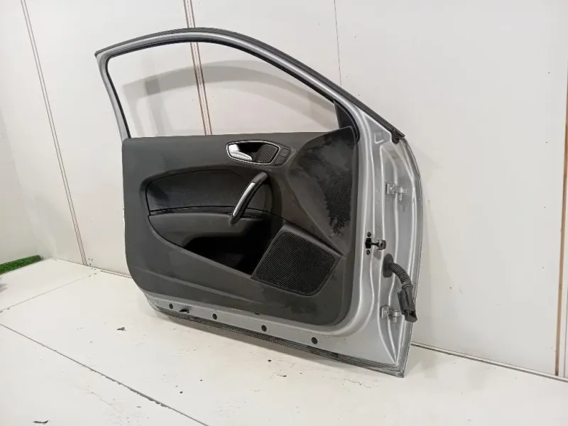 Porta ANT SX 8X3831051A Audi A1 8X1 2010