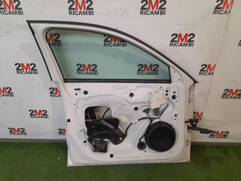 Porta ANT SX 8X4831051A Audi A1 8XF Sportback 2015