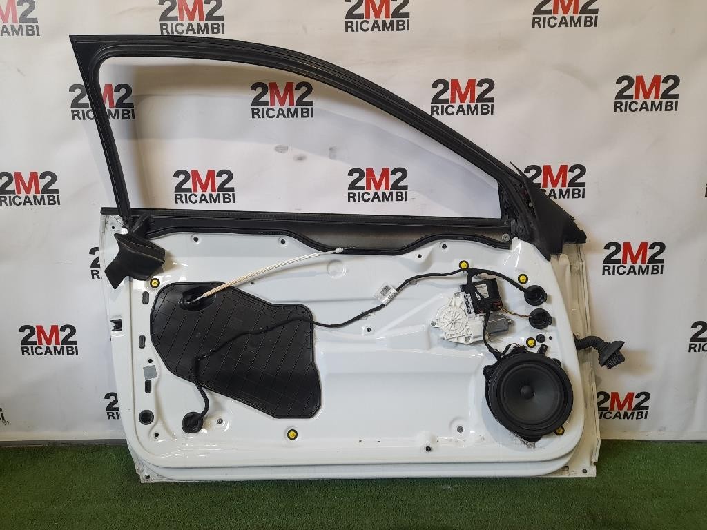 Porta ANT SX 8P3831051D Audi A3 8P1 2004