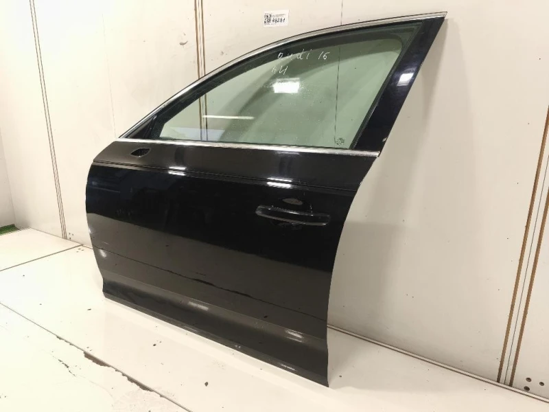 Porta ANT SX 8W0831051 Audi A4 8W2 2015