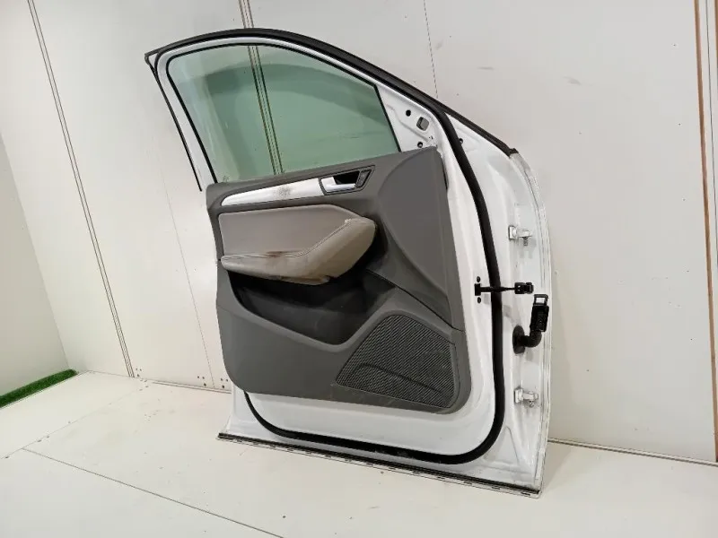 Porta ANT SX 8R0831051E Audi Q5 8RB 2012