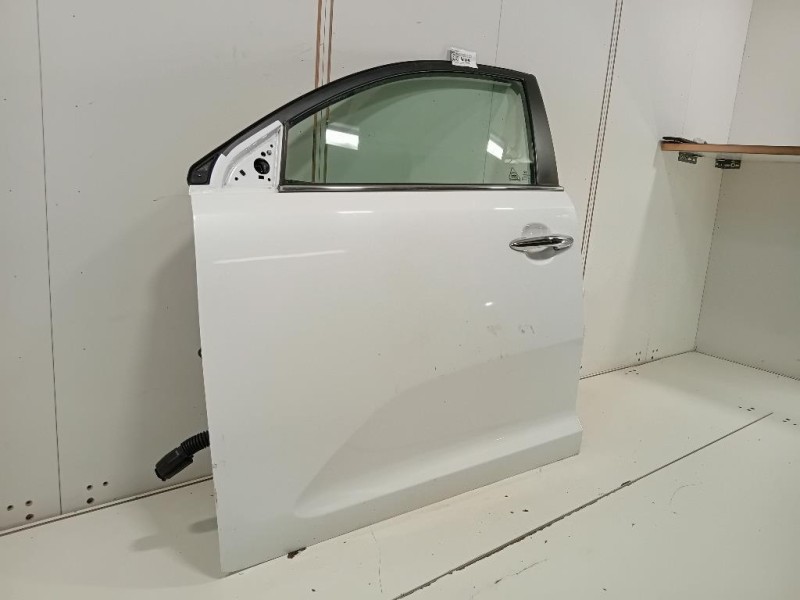 Porta ANT SX 760033W011 Kia Sportage III 2010