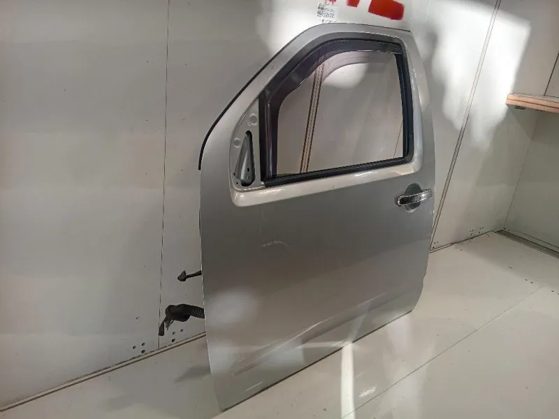 Porta ANT SX H01015X0MB Nissan Navara 2005