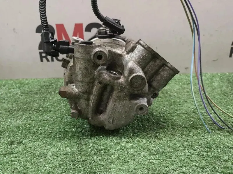 Compressore AC 13335253 Opel Meriva B 2010