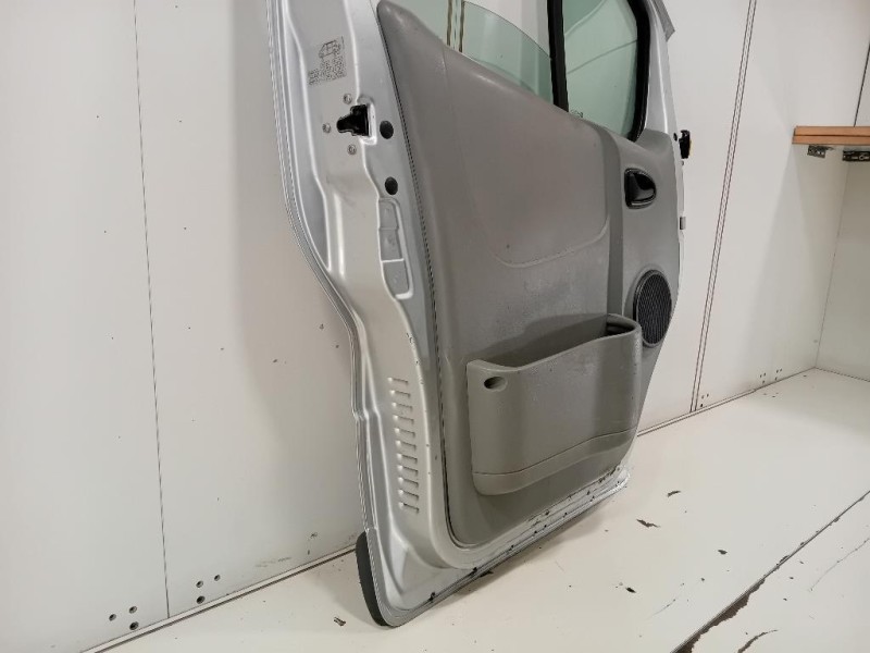 Porta ANT SX 7751478602 Renault Trafic III 2007
