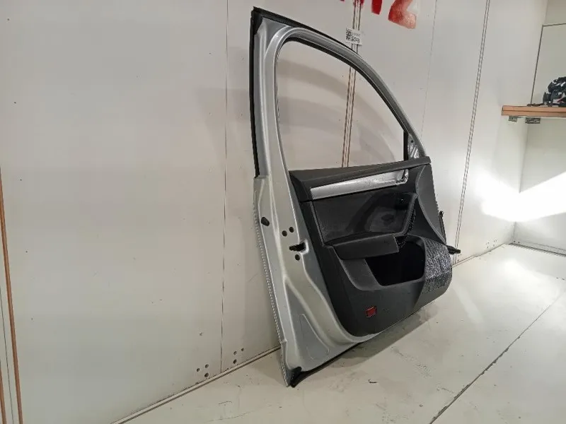 Porta ANT SX 5E0831055A Skoda Octavia 5E3 2017