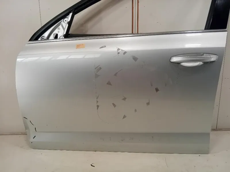 Porta ANT SX 5E0831055A Skoda Octavia 5E3 2017