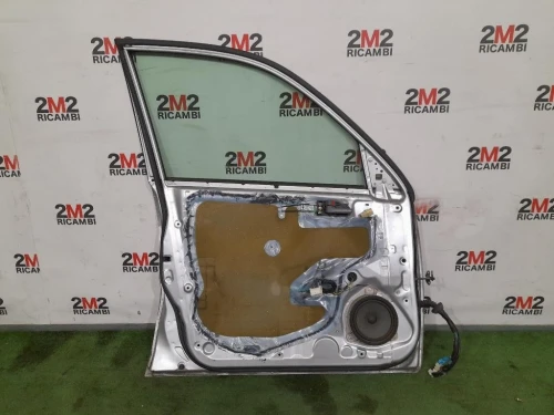 Porta ANT SX NUDA 6700242080 Toyota RAV 4 II 2000