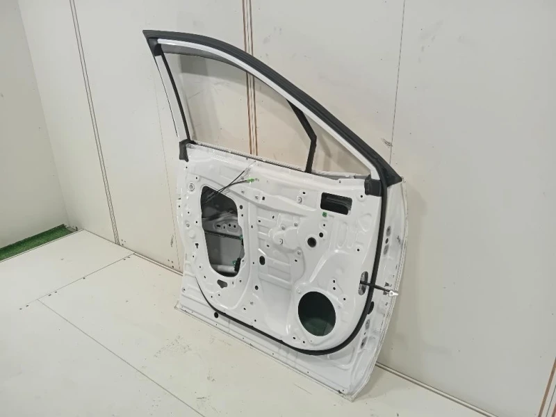 Porta ANT SX 6700242180 AMMACCATA Toyota RAV 4 V 2018