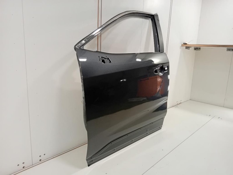 Porta ANT SX 6700242180 Toyota RAV 4 V 2018