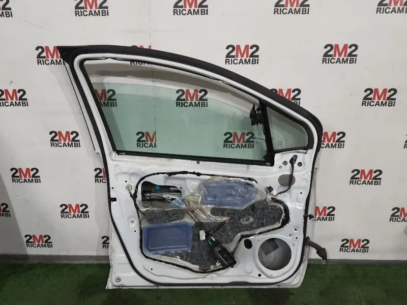 Porta ANT SX 670020D500 Toyota Yaris IV 2012