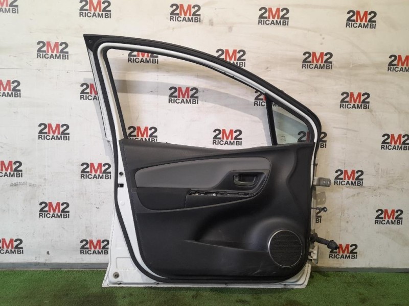 Porta ANT SX Toyota Yaris IV 2012