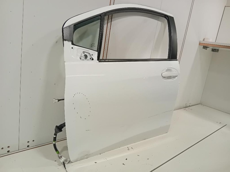 Porta ANT SX 670020D500 Toyota Yaris IV 2012