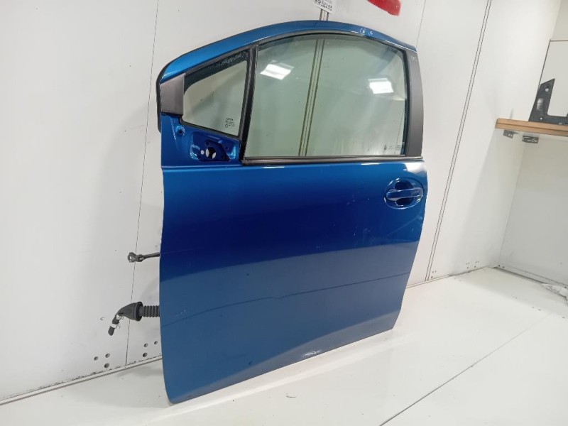 Porta ANT SX 670020D500 Toyota Yaris IV 2014