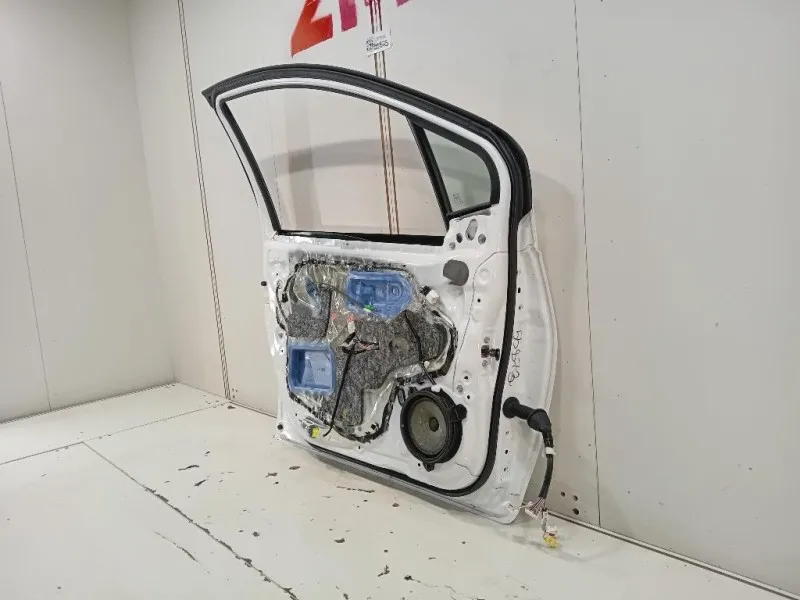 Porta ANT SX 670020D500 Toyota Yaris IV 2014