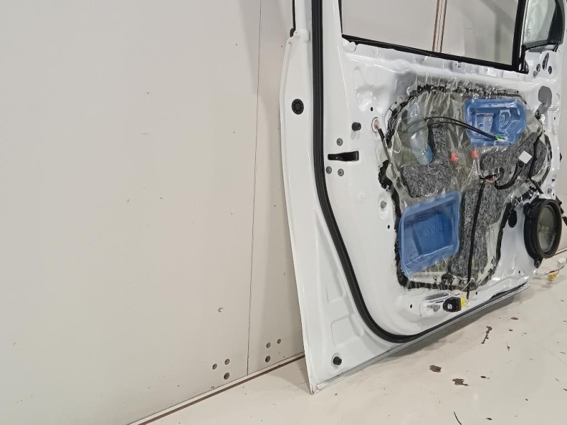 Porta ANT SX 670020D500 Toyota Yaris IV 2014