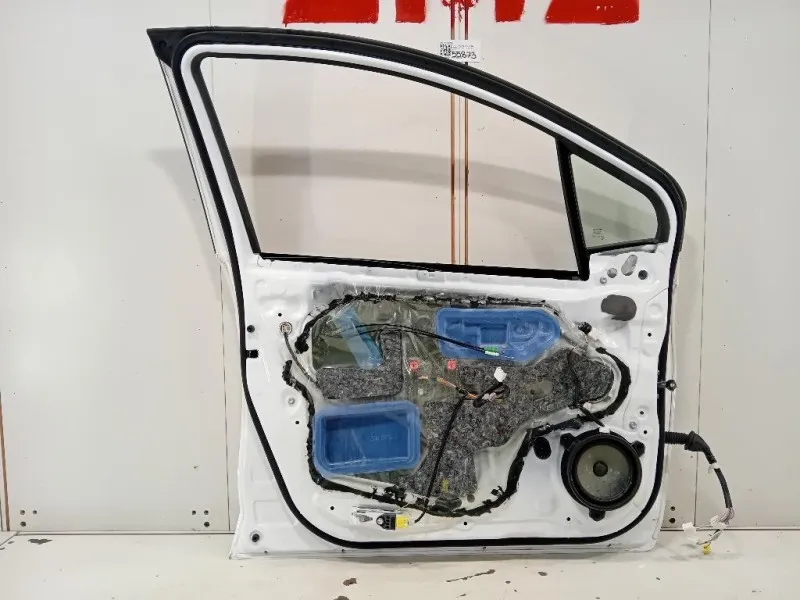 Porta ANT SX 670020D500 Toyota Yaris IV 2014