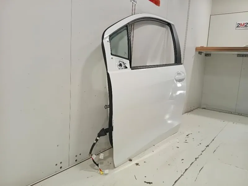 Porta ANT SX 670020D500 Toyota Yaris IV 2014