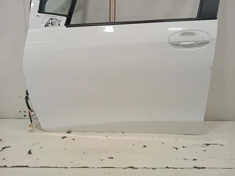 Porta ANT SX 670020D500 Toyota Yaris IV 2014