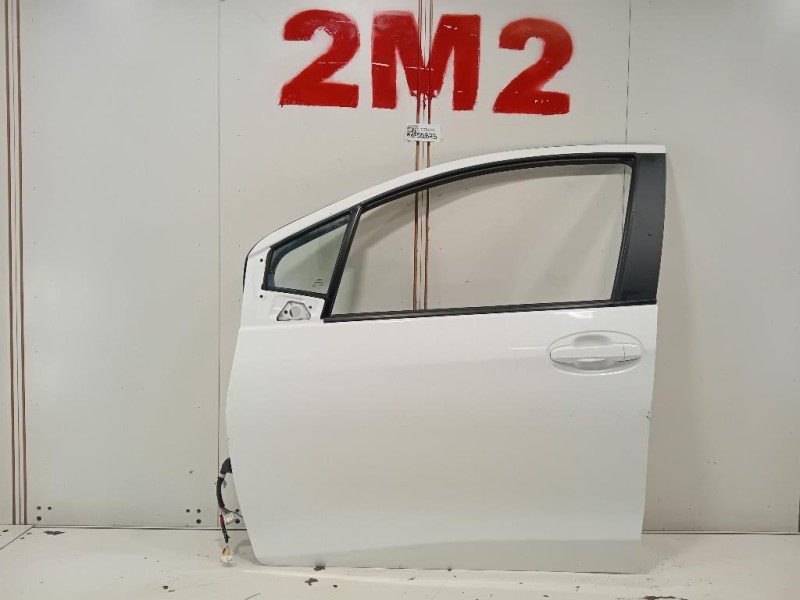 Porta ANT SX 670020D500 Toyota Yaris IV 2014