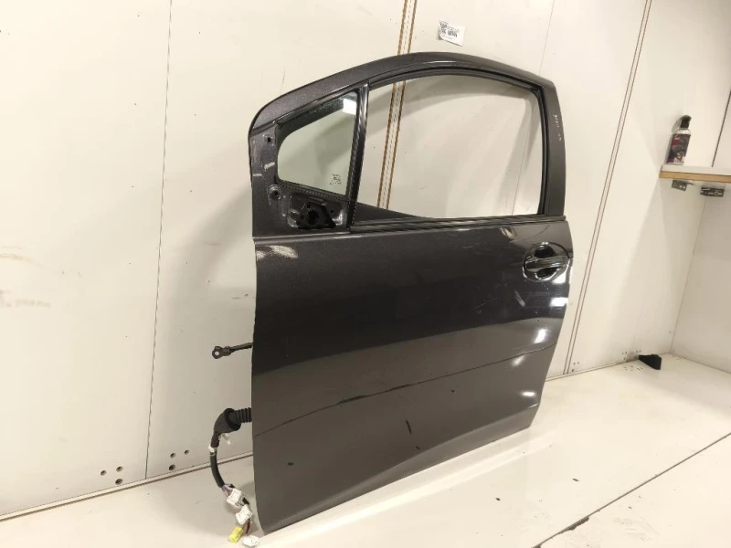 Porta ANT SX 670020D500 Toyota Yaris IV 2017