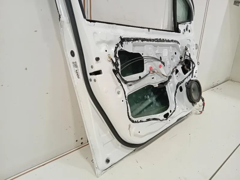 Porta ANT SX 670020D500 Toyota Yaris IV 2017