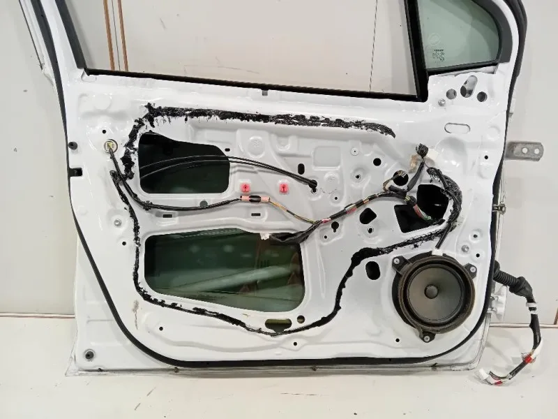 Porta ANT SX 670020D500 Toyota Yaris IV 2017