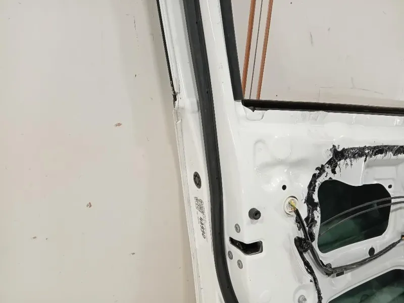 Porta ANT SX 670020D500 Toyota Yaris IV 2017