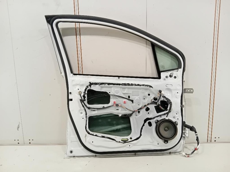 Porta ANT SX 670020D500 Toyota Yaris IV 2017