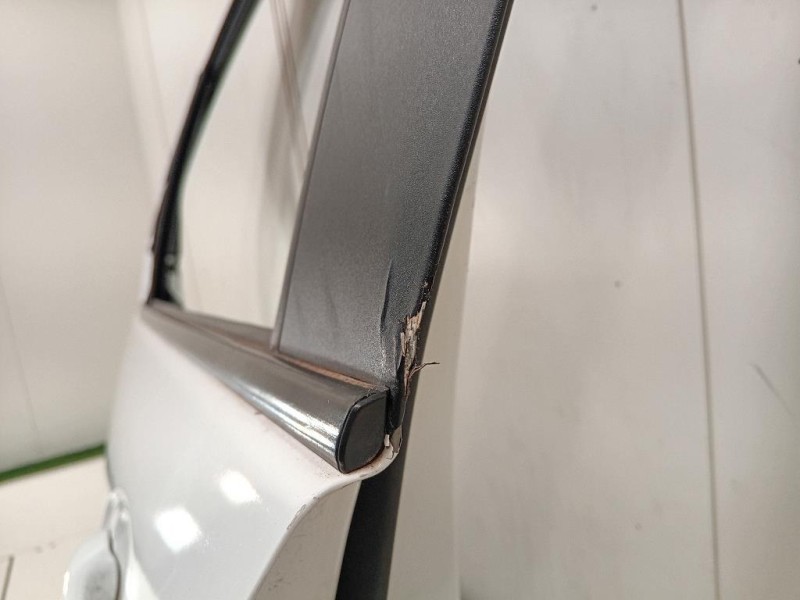 Porta ANT SX 670020D500 Toyota Yaris IV 2017