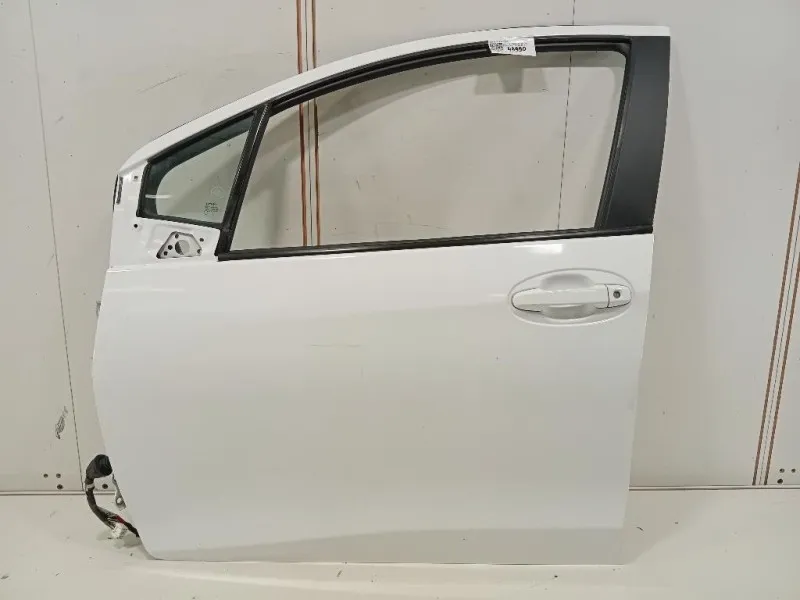 Porta ANT SX 670020D500 Toyota Yaris IV 2017