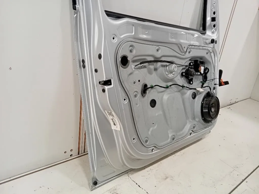 Porta ANT SX 2K0831055B Volkswagen Caddy III 2004