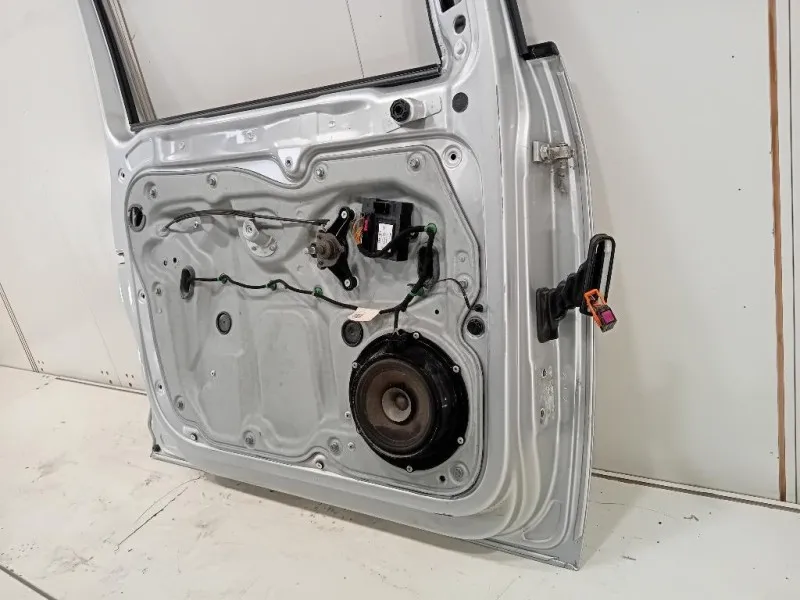 Porta ANT SX 2K0831055B Volkswagen Caddy III 2004