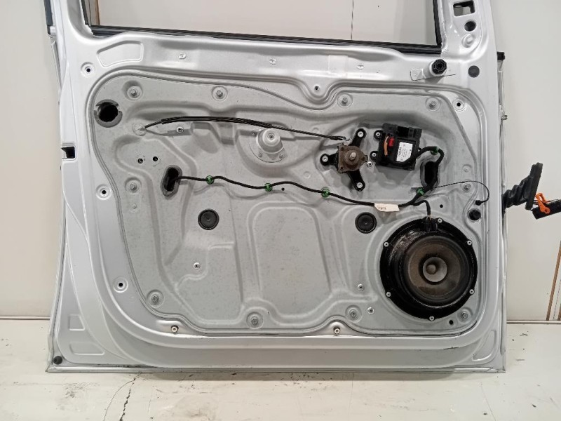 Porta ANT SX 2K0831055B Volkswagen Caddy III 2004