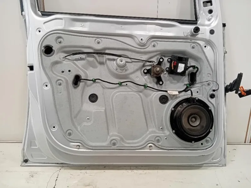 Porta ANT SX 2K0831055B Volkswagen Caddy III 2004