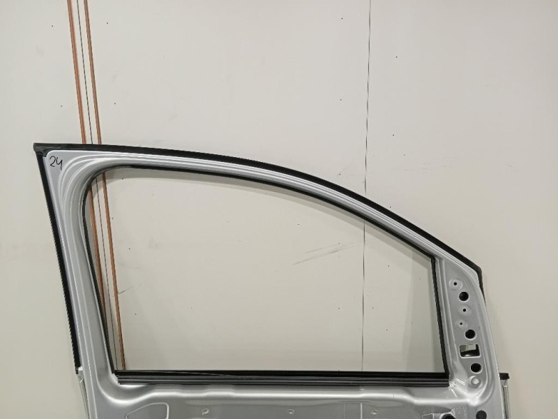 Porta ANT SX 2K0831055B Volkswagen Caddy III 2004