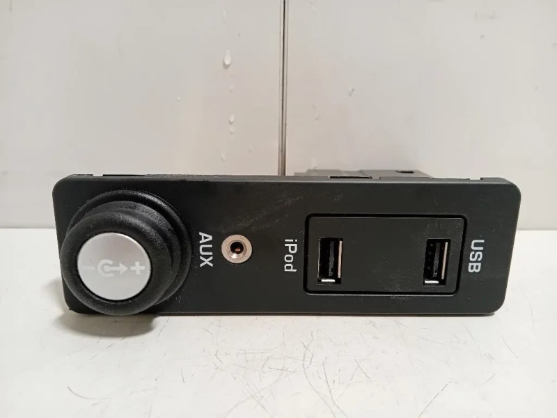 Connettore USB AW9319C166AA A2C5336865900 Land Rover Range Rover Evoque I 2011