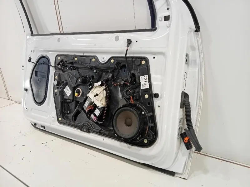 Porta ANT SX 5K3831055K Volkswagen GOLF VI 2009