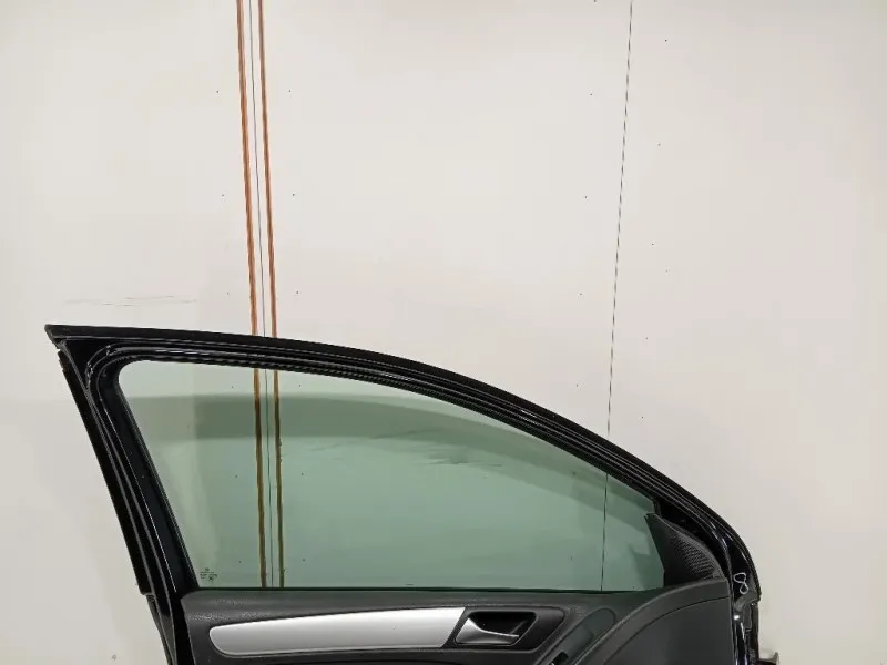 Porta ANT SX 5K4831055H Volkswagen GOLF VI 2009