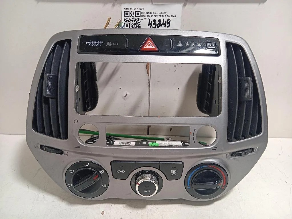 Console Centrale 84704-1J630 Hyundai I20 I 2009